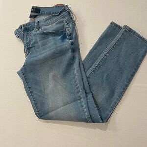 Aeropostale jeans size 2 short